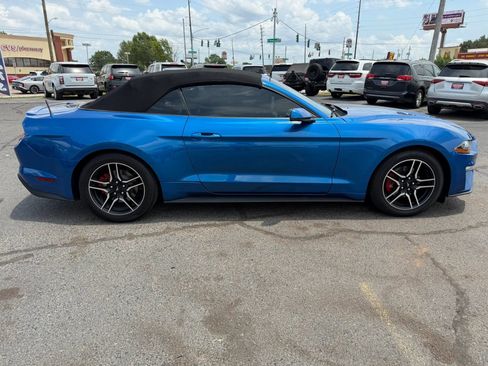 Used 2020 Ford Mustang Premium RWD image 29