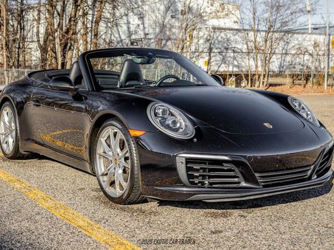 Used 2017 Porsche 911 Carrera image 12