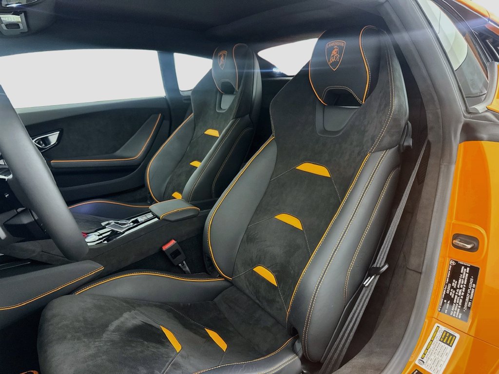 Used 2023 Lamborghini Huracan Tecnica RWD image 22