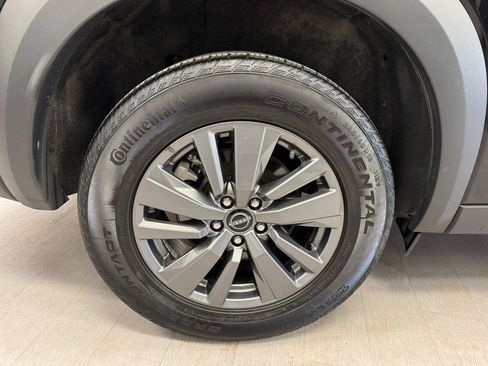 Used 2024 Nissan Pathfinder SV image 33