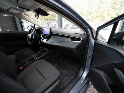 Used 2023 Toyota Corolla LE image 25