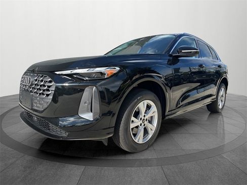 New 2025 Audi Q5 Premium image 1