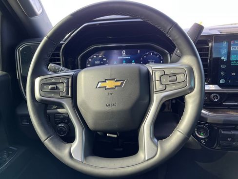 Used 2023 Chevrolet Silverado 1500 LT w/ Convenience Package II AWD/4WD image 39