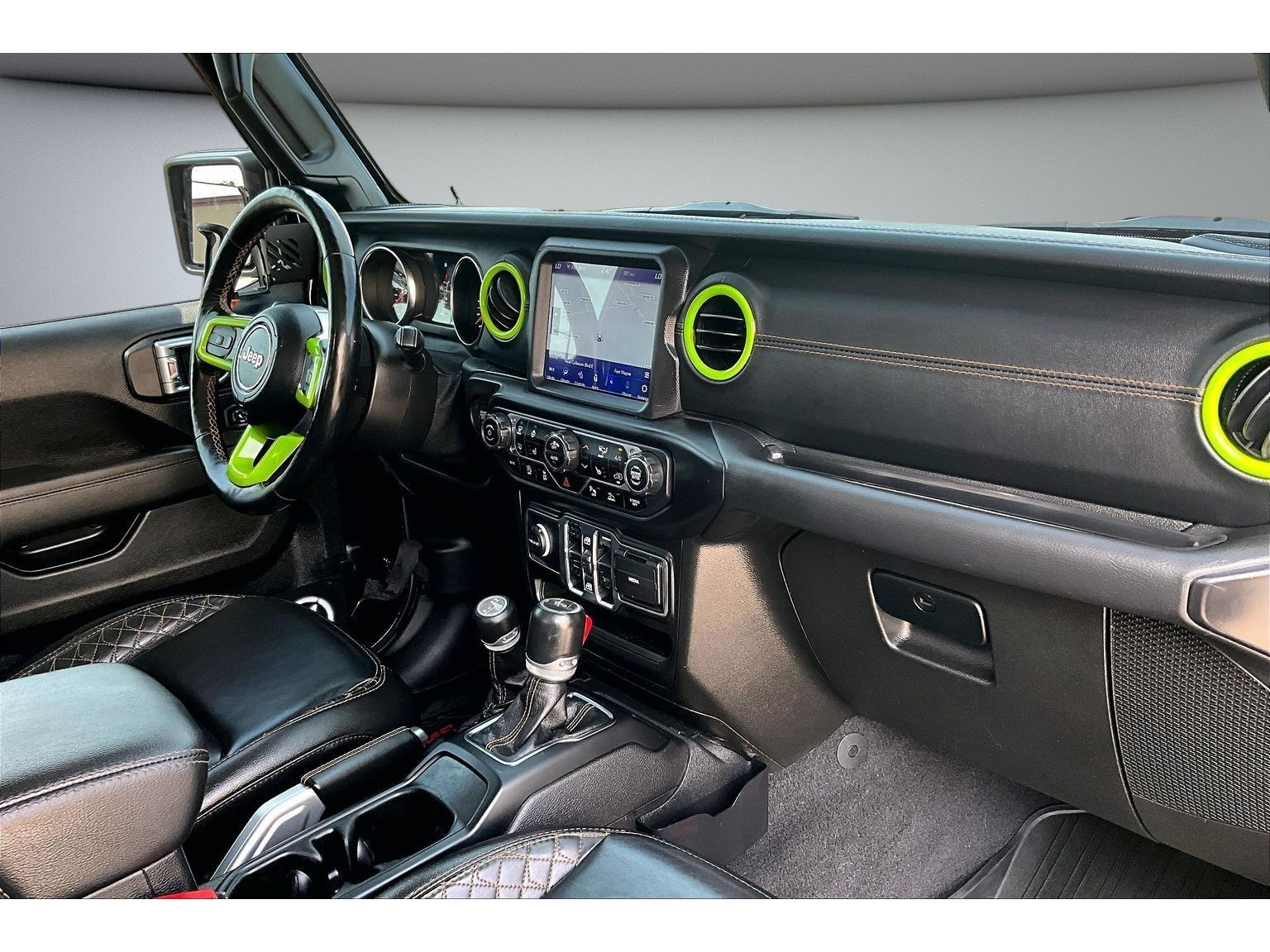 Used 2021 Jeep Gladiator Overland AWD/4WD image 48