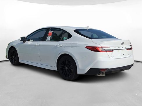 New 2026 Toyota Camry SE FWD image 6