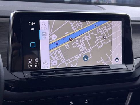 New 2025 Volkswagen Atlas SEL image 18