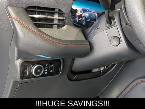 Used 2025 Ford Explorer ST AWD/4WD image 14