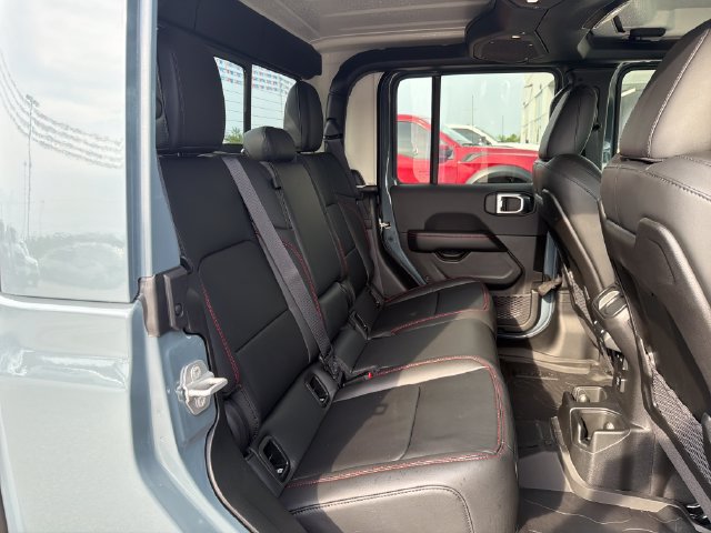 New 2026 Jeep Gladiator Mojave AWD/4WD image 34