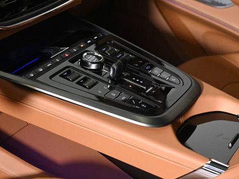 New 2026 Aston Martin DBX S image 28