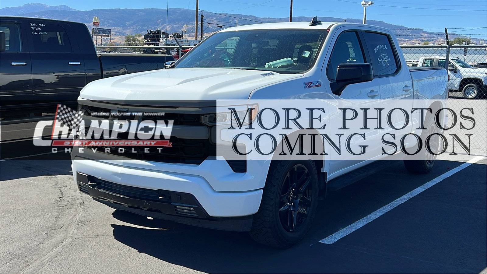 Used 2023 Chevrolet Silverado 1500 RST w/ Z71 Off-Road Package AWD/4WD image 1