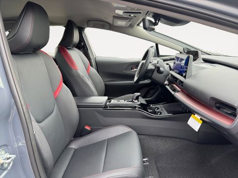 New 2026 Toyota Prius Plug-In Hybrid image 17