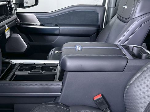 New 2026 Ford F250 Platinum image 21