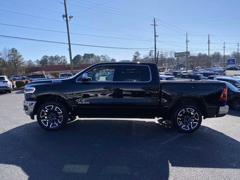 Used 2025 RAM 1500 Limited image 8