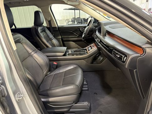 Used 2023 Lincoln Aviator Reserve w/ Equipment Group 201A RWD image 13