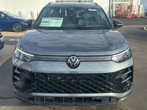New 2026 Volkswagen Tiguan SE R-Line AWD/4WD image 5
