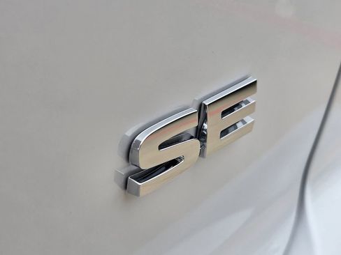 New 2026 Mitsubishi Eclipse Cross SE image 8