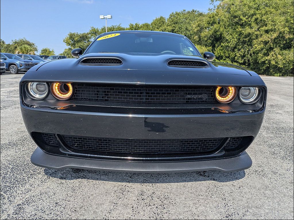 Used 2023 Dodge Challenger SRT Hellcat w/ Driver Convenience Group RWD image 9