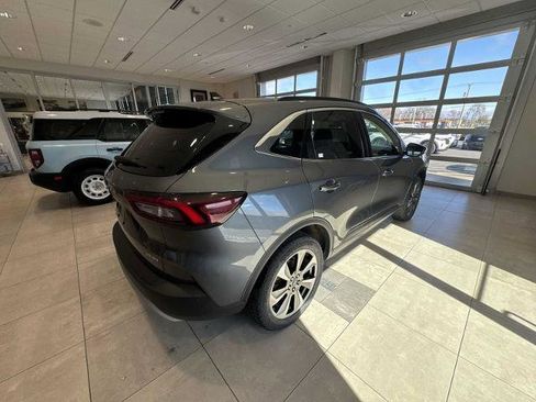 Certified 2024 Ford Escape Platinum image 3