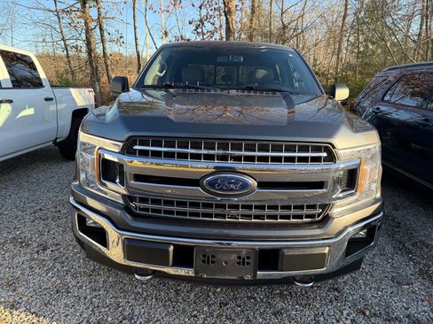 Used 2018 Ford F150 XLT w/ Equipment Group 302A Luxury image 2