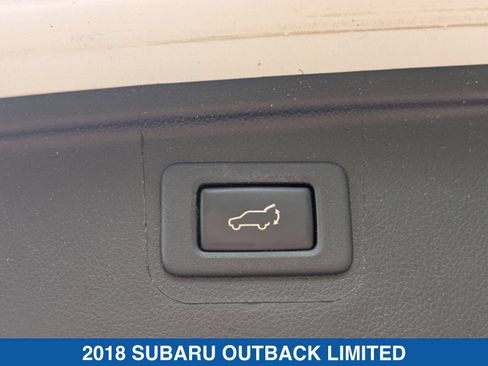 Used 2018 Subaru Outback 2.5i Limited AWD/4WD image 34