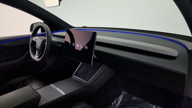 Used 2026 Tesla Model Y AWD image 32