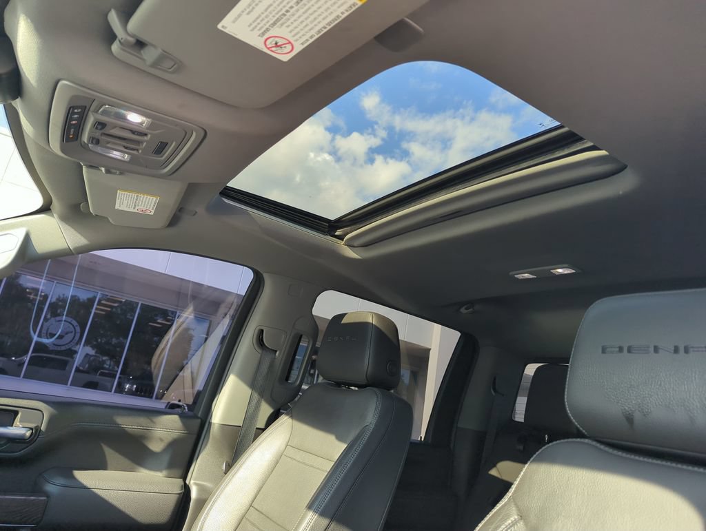 Used 2021 GMC Sierra 2500 Denali w/ Denali Ultimate Package AWD/4WD image 28