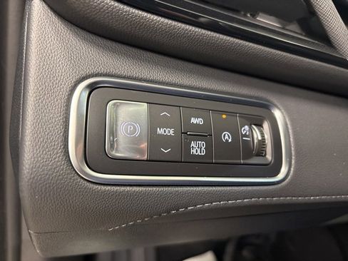 Used 2025 Buick Enclave Preferred image 44