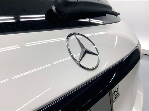 New 2026 Mercedes-Benz GLC 300 image 15