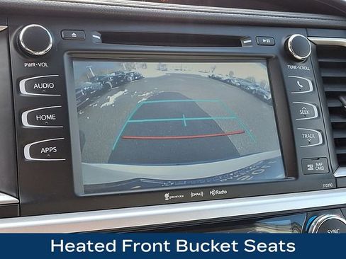 Used 2019 Toyota Highlander XLE image 22