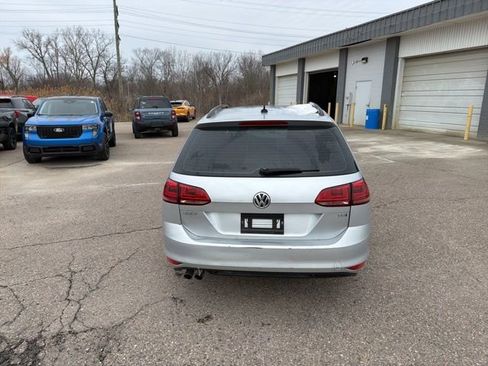 Used 2015 Volkswagen Golf TDI S image 3