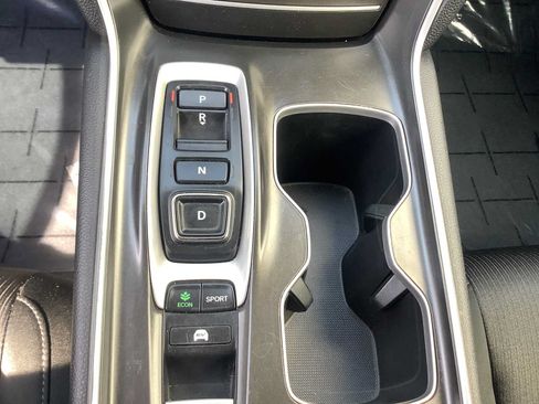 Used 2021 Honda Accord Hybrid image 18