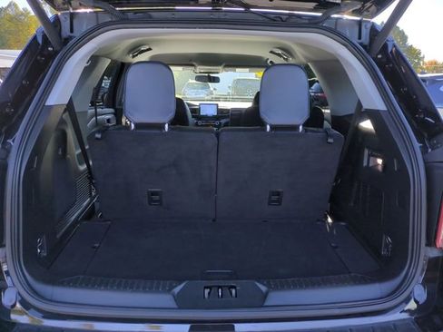 Used 2023 Ford Explorer Limited w/ Equipment Group 301A image 24