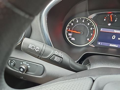 Used 2023 Chevrolet Blazer LT w/ Convenience Package image 14