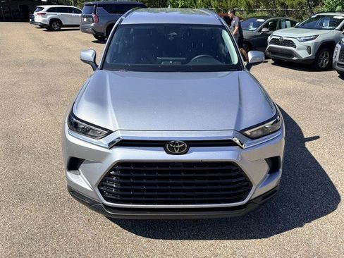 Used 2026 Toyota Grand Highlander FWD image 8