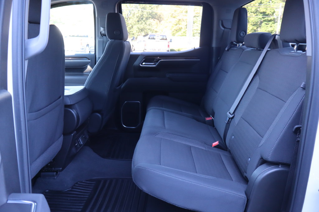 Used 2025 Chevrolet Silverado 1500 RST AWD/4WD image 19