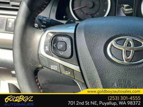Used 2015 Toyota Camry SE FWD image 24