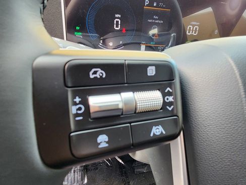 New 2026 Hyundai Santa Fe SE image 13