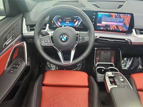 Used 2025 BMW X1 xDrive28i image 37