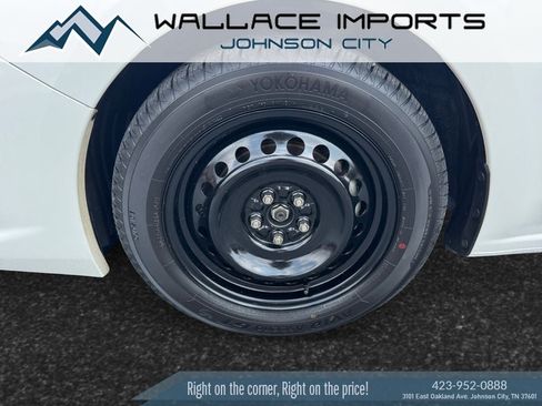 Certified 2022 Subaru Impreza 2.0i AWD/4WD image 9