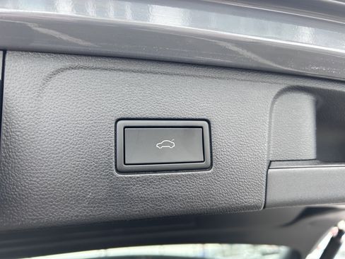 Certified 2025 Volkswagen Atlas SE w/ Panoramic Sunroof Package image 31