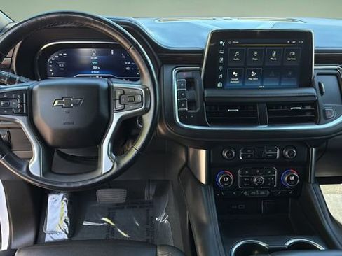 Used 2023 Chevrolet Tahoe Z71 w/ Luxury Package AWD/4WD image 11