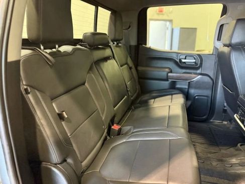 Used 2021 GMC Sierra 1500 SLT image 44