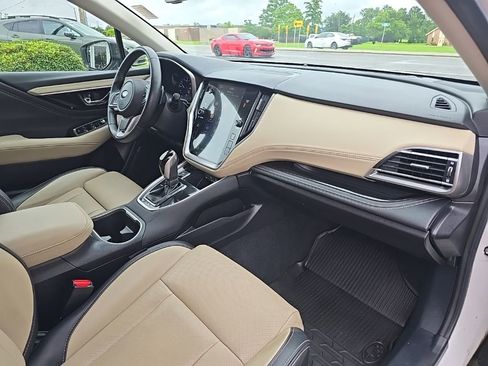 Used 2020 Subaru Outback Limited w/ Popular Package #2 AWD/4WD image 12