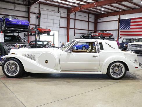 Used 1988 Ford Mustang LX image 4