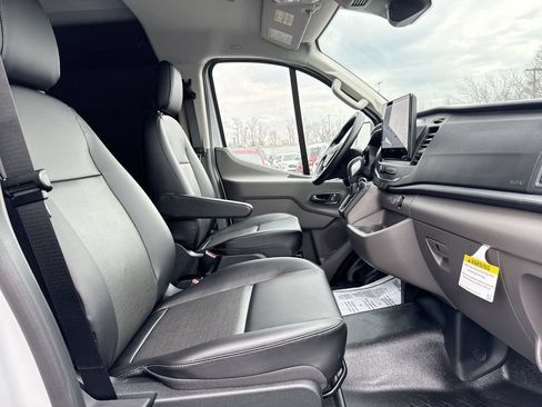 New 2026 Ford Transit 150 Low Roof w/ Load Area Protection Package RWD image 21
