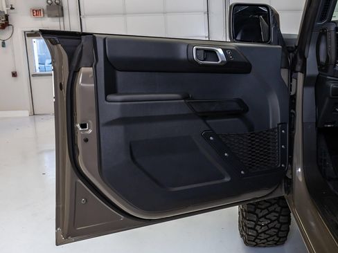 Used 2026 Ford Bronco Outer Banks AWD/4WD image 26