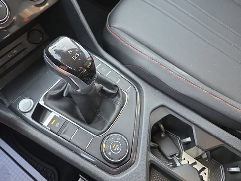 Used 2024 Volkswagen Tiguan Wolfsburg Edition AWD/4WD image 33