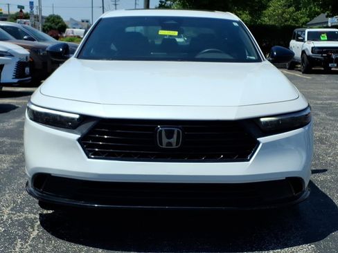 Used 2023 Honda Accord Sport image 34