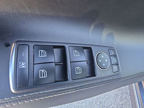 Used 2019 Tesla Model S P100D image 27