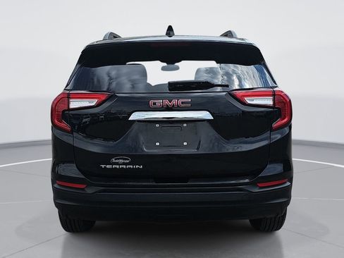 Used 2023 GMC Terrain SLE w/ Driver Convenience Package FWD image 5